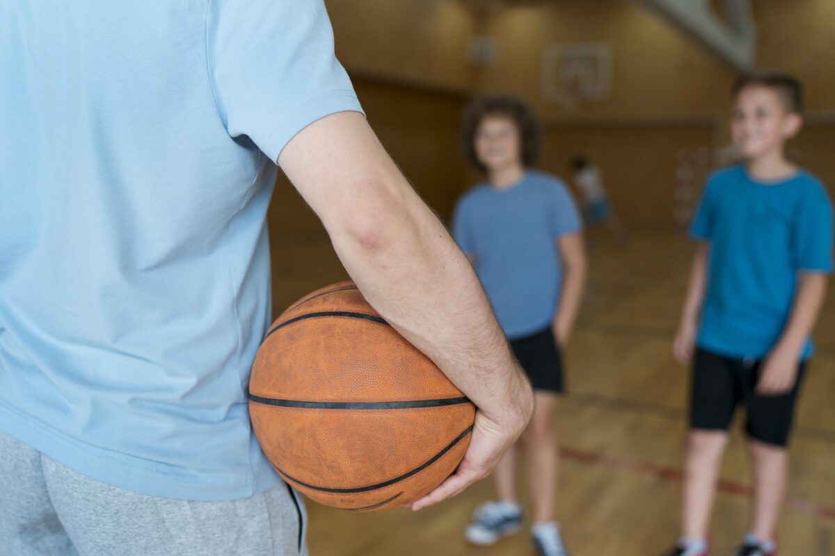 Répartir les rôles dans un club amateur : comment organiser les commissions, adjoints et référents ?