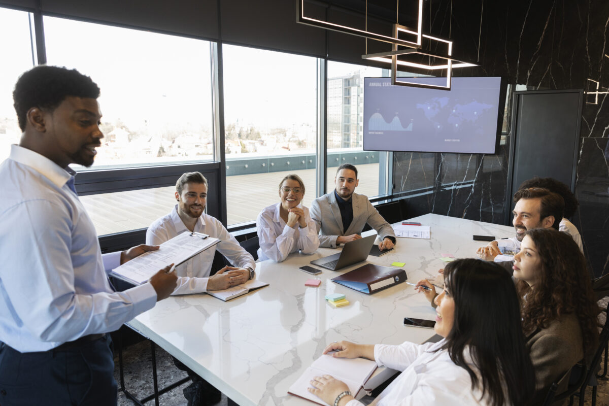 Comment organiser une réunion de bureau efficace en moins de 90 minutes